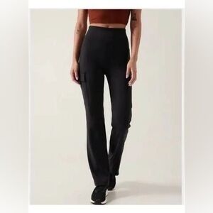 Athleta Delancey Straight Cargo Pant